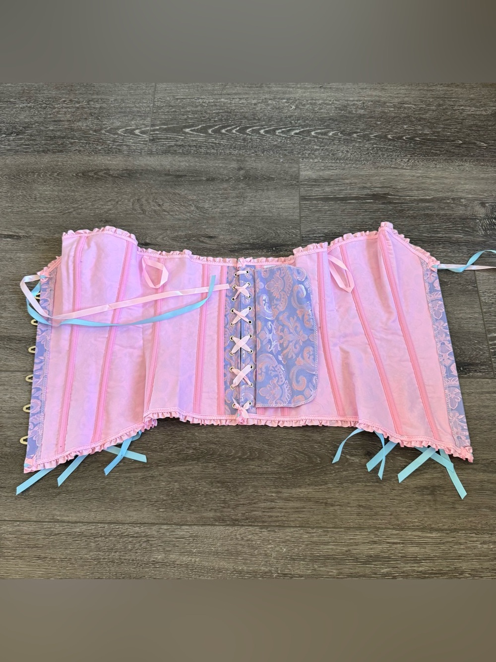 Rapunzel Costume - Picture 8 of 16